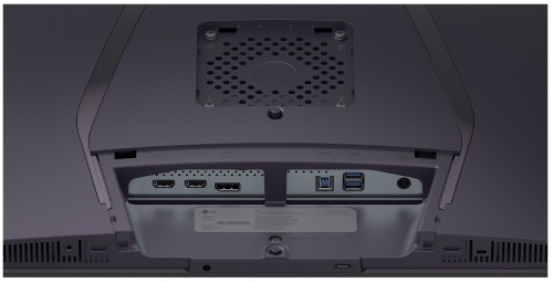 LG UltraGear 32GX850A