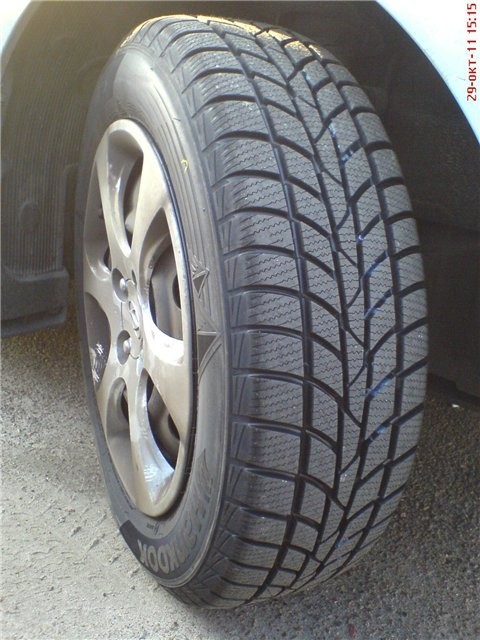 Hankook Winter I*Cept RS W442