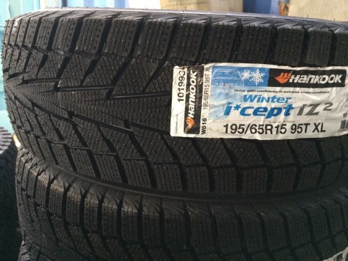 Hankook Winter i*cept iZ2 W616