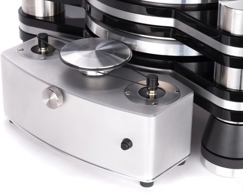 VPI Titan