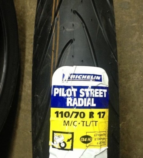 Michelin Pilot Street Radial