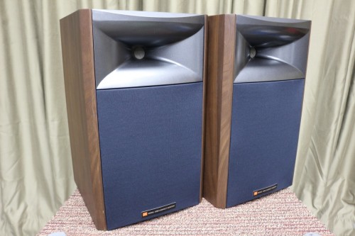 JBL 4306