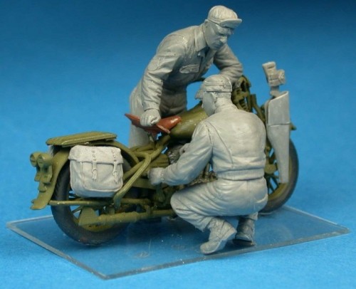 MiniArt U.S. Motorcycle Repair Crew (1:35)