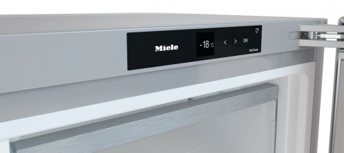 Miele FNS 4782 E BB