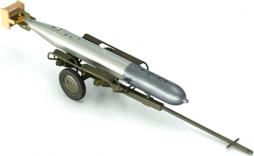 ICM WWII German Torpedo Trailer (1:48)