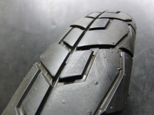 CST Tires C905