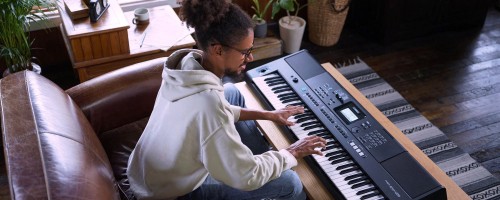 Yamaha PSR-EW425