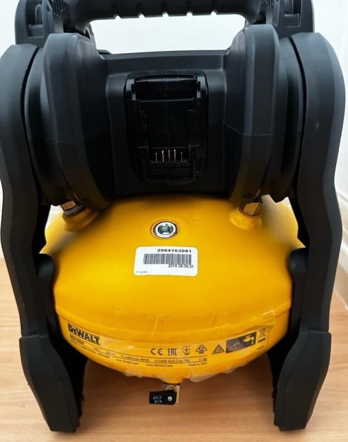 DeWALT DCC1018N