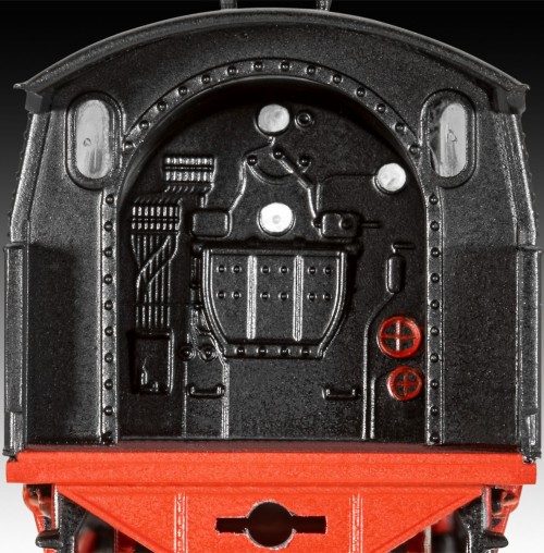 Revell S3/6 BR18 Express Locomotive with Tender (1:87)