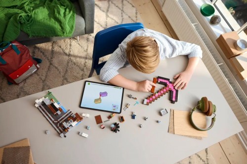 Lego The Pickaxe Mine 21277