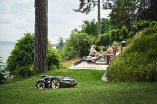 Husqvarna AUTOMOWER 435XAWD Nera