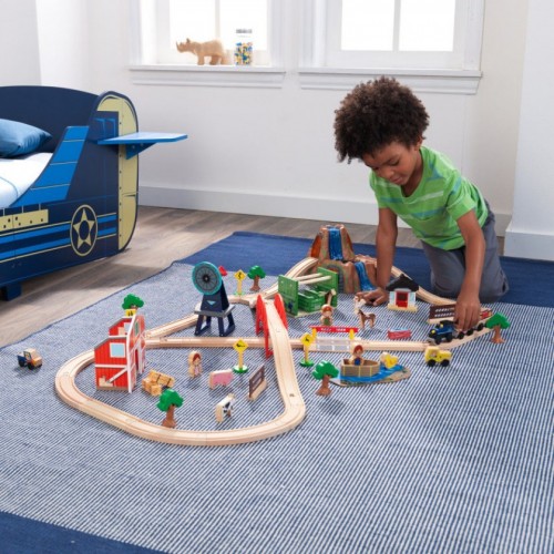 KidKraft Farm Train Set 17827