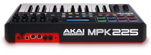 Akai MPK-225