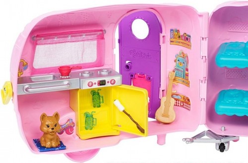 Barbie Club Chelsea Camper Playset with Chelsea FXG90