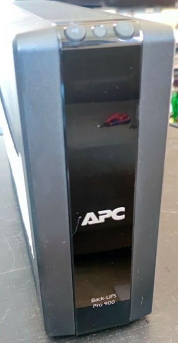 APC Back-UPS Pro BR 900VA BR900G-GR