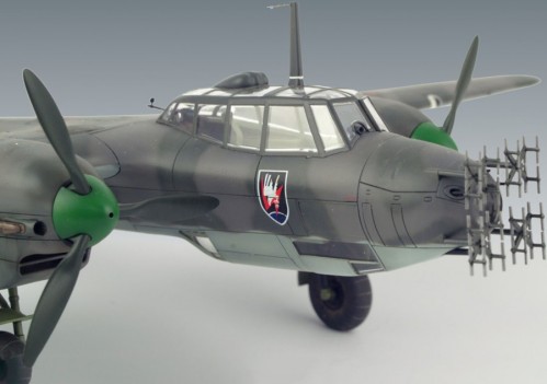 ICM Do 215 B-5 (1:48)