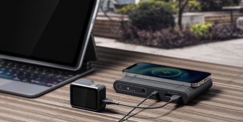 Omnicharge Mobile 25600