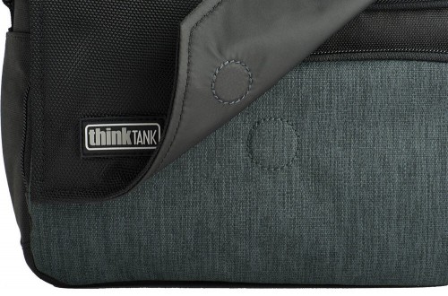 Think Tank Mirrorless Mover 30i