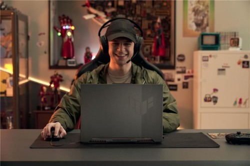 Asus TUF Gaming F17 (2023) FX707ZV4