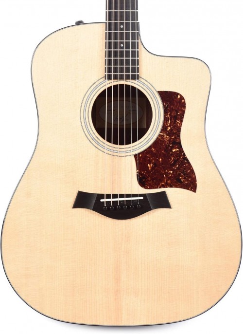 Taylor 210ce Plus