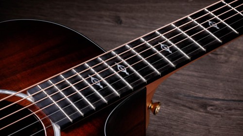 Taylor 222ce-K DLX