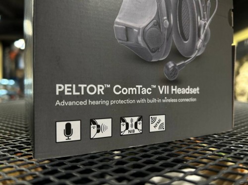 Peltor ComTac VII