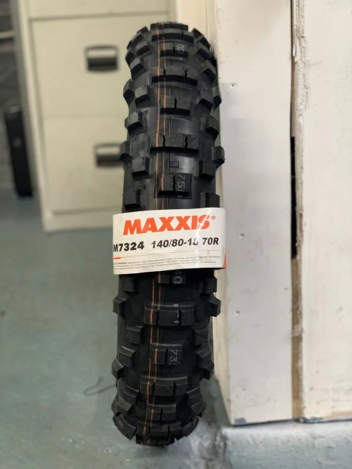 Maxxis M7324