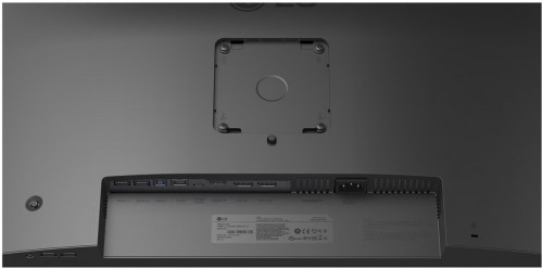 LG 27BA750