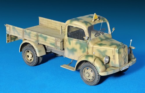 MiniArt MB 1500A 4x4 Cargo Truck (1:35)