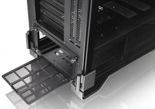 Thermaltake A500 Aluminum Tempered Glass Edition