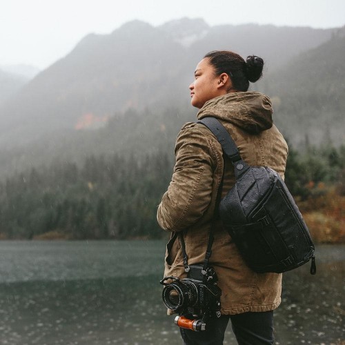 Peak Design Everyday Sling 10L