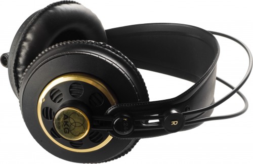 AKG K240S