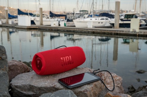 JBL Charge 5