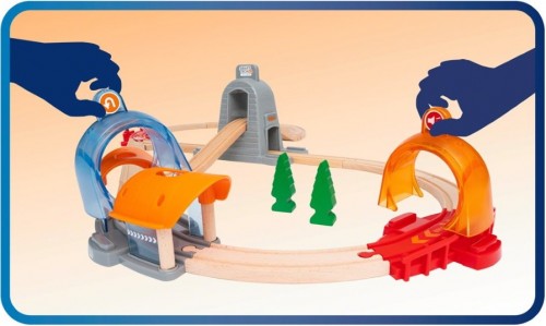 BRIO Action Tunnel Travel Set 33972