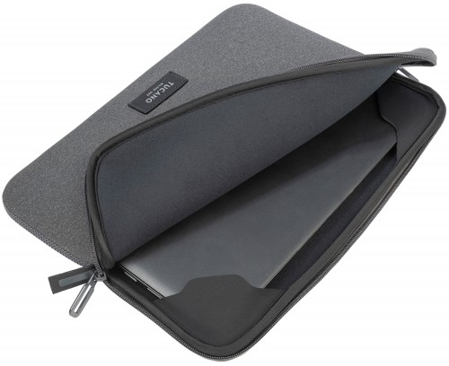 Tucano Ago Sleeve 15