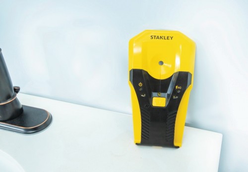 Stanley 1-1/2 Stud Finder