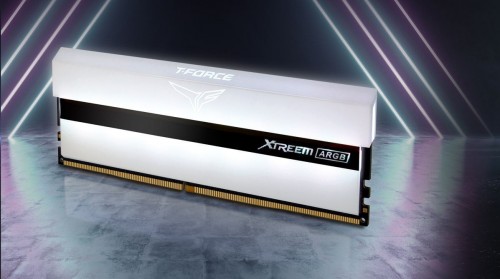 Team Group Xtreem ARGB White DDR4 1x16Gb