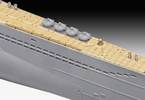 Revell German Submarine Type VII C-41 (1:72)