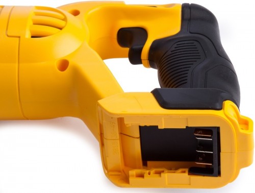 DeWALT DCS380N