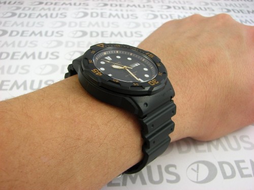 Casio MRW-200H-1EVEF