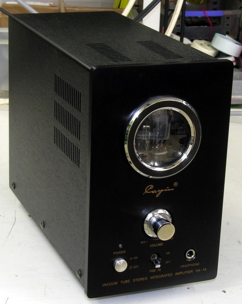 Внешний вид Cayin HA-1A