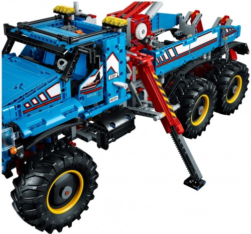 Lego 6x6 All Terrain Tow Truck 42070