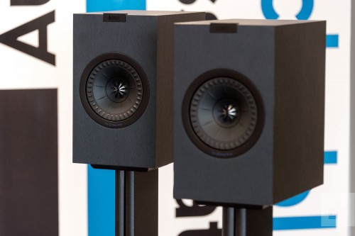 KEF Q150