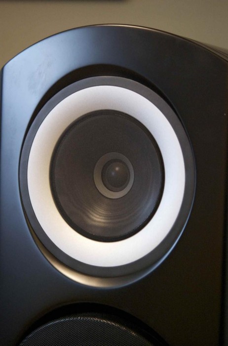 TAD Compact Reference One