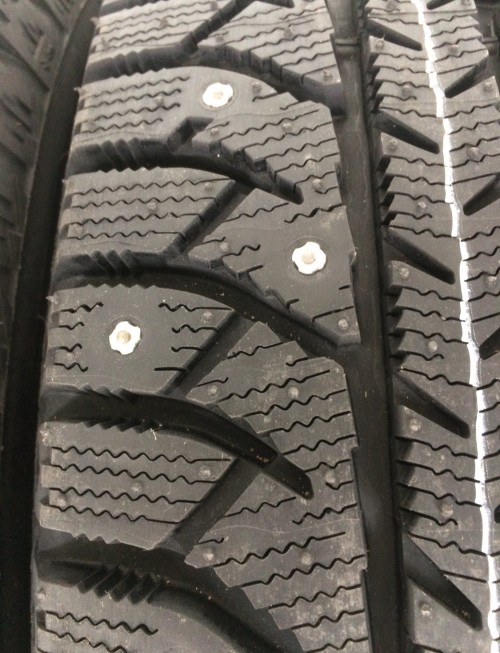 Bridgestone Ice Cruiser 7000S