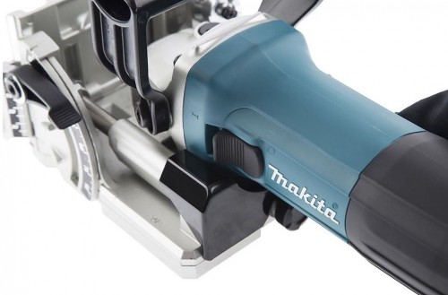 Makita PJ7000