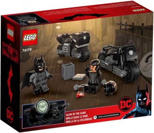 Lego Batman and Selina Kyle Motorcycle Pursuit 76179