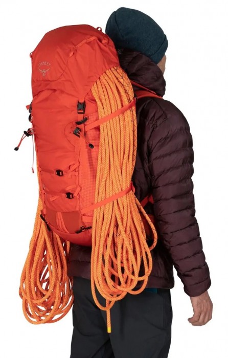 Osprey Mutant 38 M/L