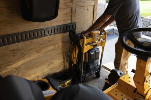 DeWALT DCMWSP156N