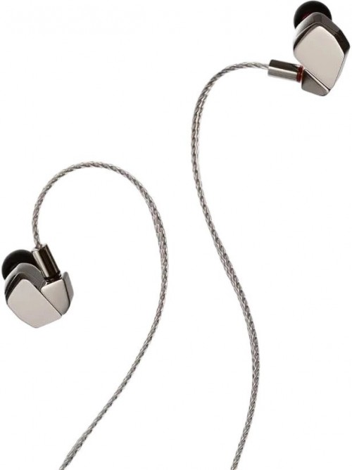 Final Audio Design A8000